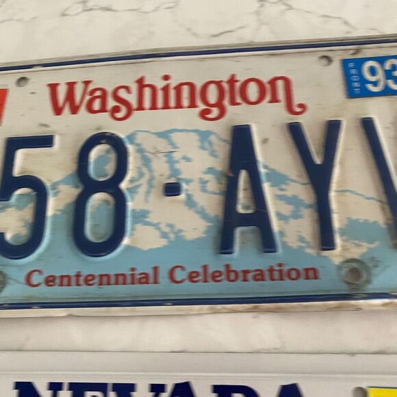 United State Nevada and Washington Motor Vehicles License Plate - Lot of 2 - Picture 6 of 12